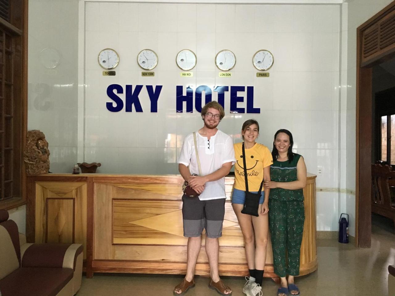 Sky Hotel Phong Nha Kültér fotó